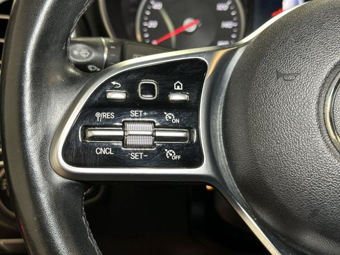 Used 2019 Mercedes-Benz C 300 4MATIC Sedan image 25