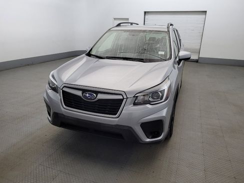Used 2019 Subaru Forester Premium w/ All-Weather Package AWD/4WD image 15