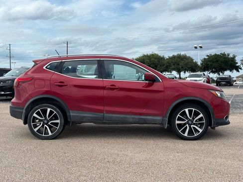Used 2017 Nissan Rogue Sport SL FWD image 4