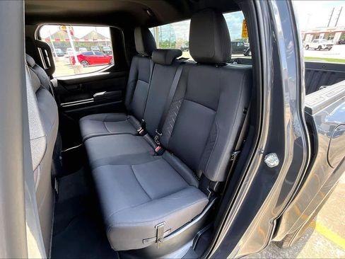 Used 2025 Toyota Tacoma SR image 19
