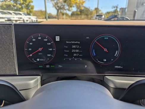 Used 2024 Hyundai Sonata Limited image 29