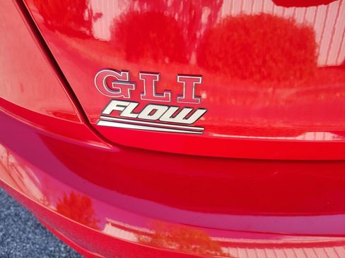 Used 2019 Volkswagen Jetta GLI Autobahn image 18