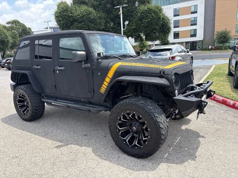 Used 2017 Jeep Wrangler Unlimited Sport w/ Quick Order Package 24S AWD/4WD image 7