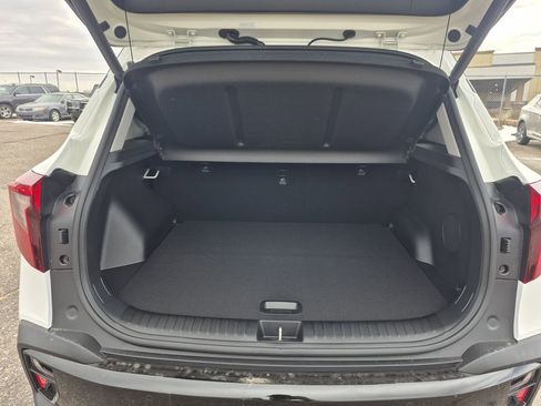 New 2026 Kia Seltos SX image 14