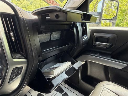 Used 2017 Chevrolet Silverado 2500 LTZ w/ Duramax Plus Package AWD/4WD image 50