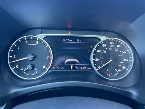 Used 2024 Nissan Sentra SV image 25