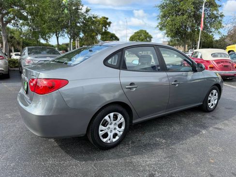 Used 2009 Hyundai Elantra GLS FWD image 6
