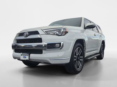 Used 2017 Toyota 4Runner Limited image 25