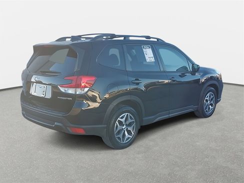 Used 2021 Subaru Forester Premium w/ Popular Package #1 image 5