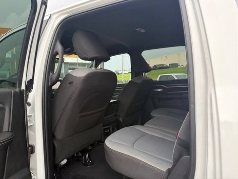 Used 2024 RAM 2500 Big Horn AWD/4WD image 27