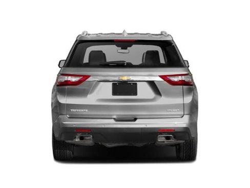 Certified 2019 Chevrolet Traverse Premier w/ Driver Confidence II Package FWD image 8