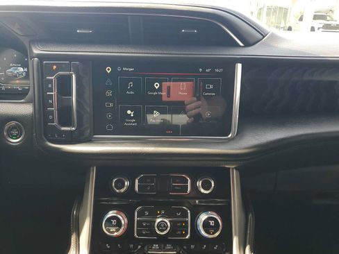 Used 2023 GMC Yukon XL Denali AWD/4WD image 12