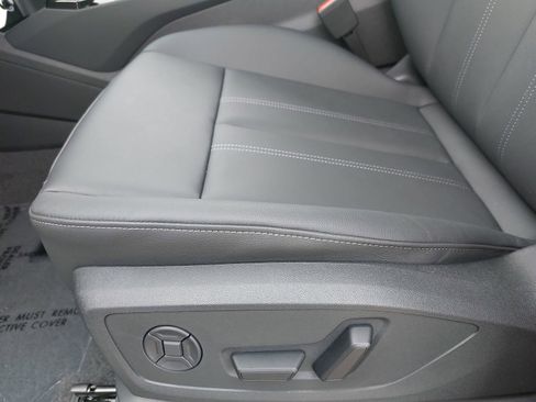 New 2027 Audi Q6 e-tron Premium AWD/4WD image 32