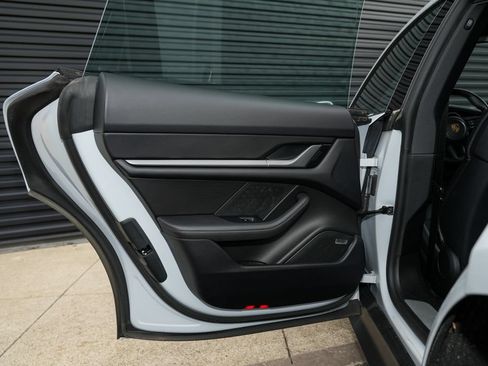 Certified 2025 Porsche Taycan 4S AWD/4WD image 33