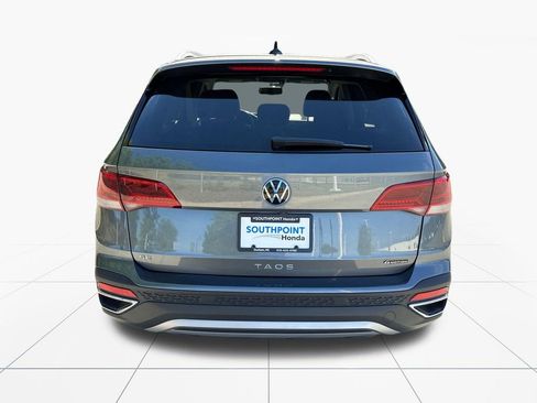 Used 2022 Volkswagen Taos SE AWD/4WD image 7