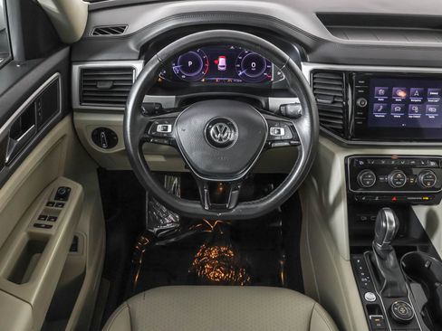 Used 2019 Volkswagen Atlas SEL image 41