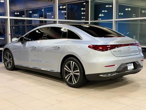 Used 2023 Mercedes-Benz EQE 500 4MATIC Sedan w/ Exclusive Trim Package image 16