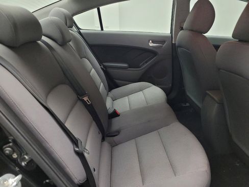 Used 2017 Kia Forte LX FWD image 19