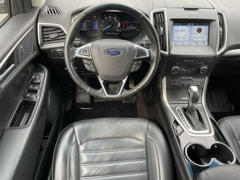 Used 2016 Ford Edge SEL w/ Equipment Group 201A AWD/4WD image 11