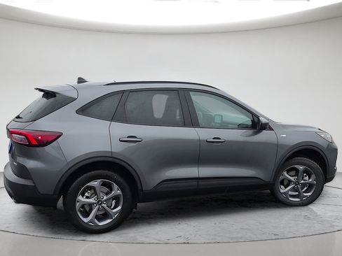 Used 2025 Ford Escape ST-Line Select AWD/4WD image 6