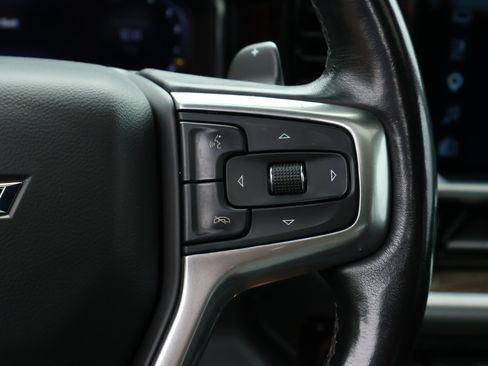 Used 2022 Chevrolet Silverado 1500 RST w/ Convenience Package II AWD/4WD image 16
