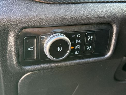 Certified 2023 Ford Explorer ST image 28