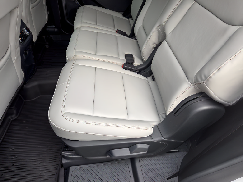 New 2027 Ford Explorer Active AWD/4WD image 25