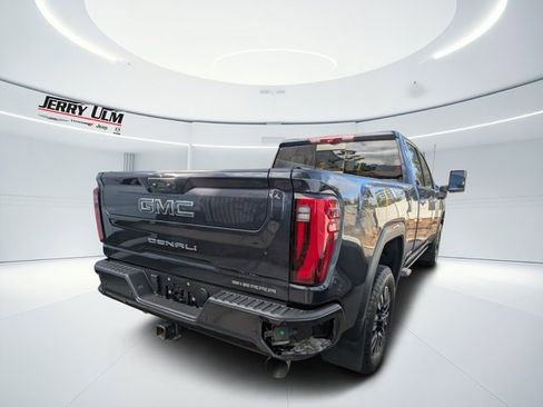 Used 2025 GMC Sierra 2500 Denali Ultimate w/ Max Trailering Package image 2