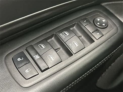 Used 2023 Dodge Durango SXT image 20