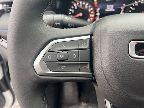 New 2026 Jeep Compass Limited image 24