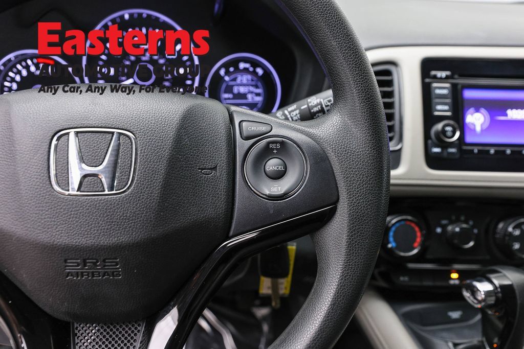 Used 2022 Honda HR-V LX image 17