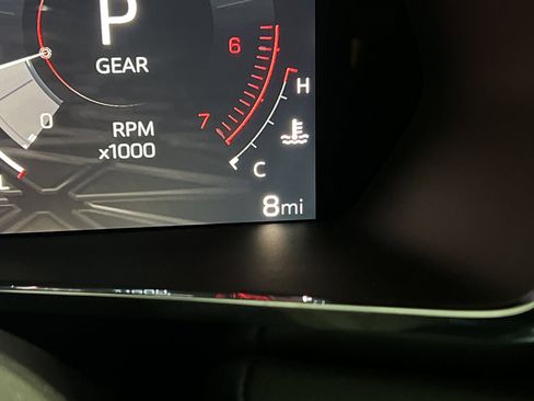 New 2025 GMC Canyon Elevation w/ Convenience Package image 10