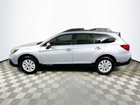Used 2019 Subaru Outback 2.5i Premium image 4