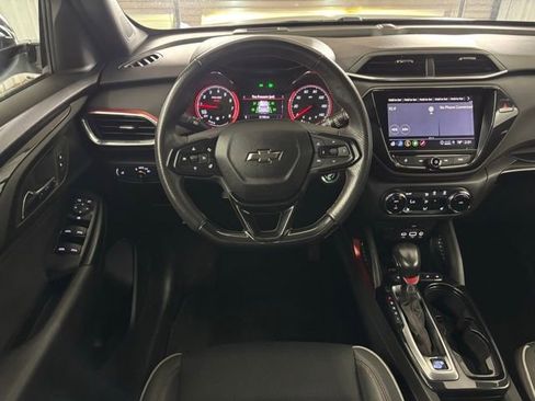 Used 2022 Chevrolet TrailBlazer RS w/ Technology Package FWD image 15