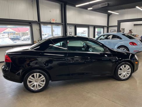 Used 2008 Volkswagen Eos Komfort FWD image 34