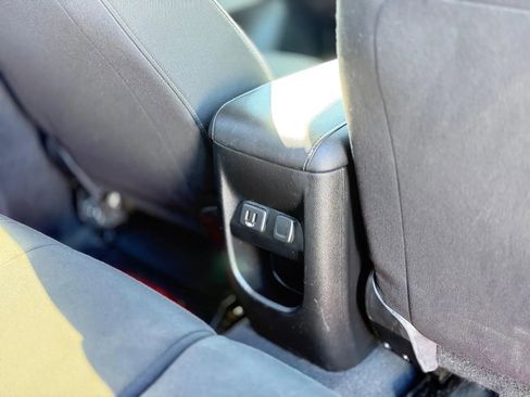 Used 2019 Chevrolet Colorado LT AWD/4WD image 29