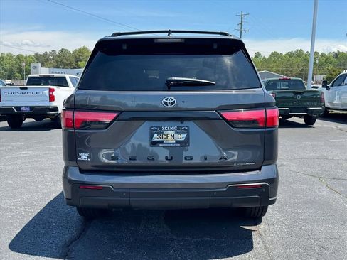 Used 2025 Toyota Sequoia SR5 w/ SR5 Premium Package AWD/4WD image 4