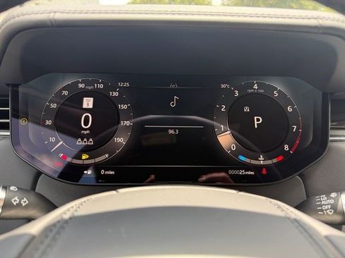 New 2026 Land Rover Range Rover SV AWD/4WD image 14