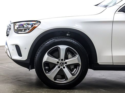 Used 2022 Mercedes-Benz GLC 300 image 10
