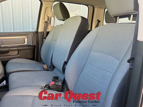 Used 2022 RAM 1500 Classic SLT image 12