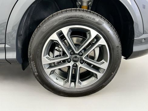 Used 2025 Audi Q5 Premium Plus w/ Premium Plus AWD/4WD image 31
