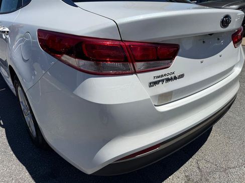 Used 2017 Kia Optima LX FWD image 22