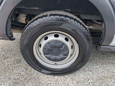 Used 2018 Ford Transit 250 130 Low Roof image 17