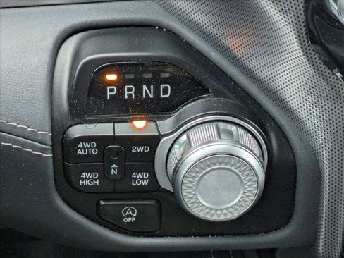 Used 2022 RAM 1500 Limited AWD/4WD image 13