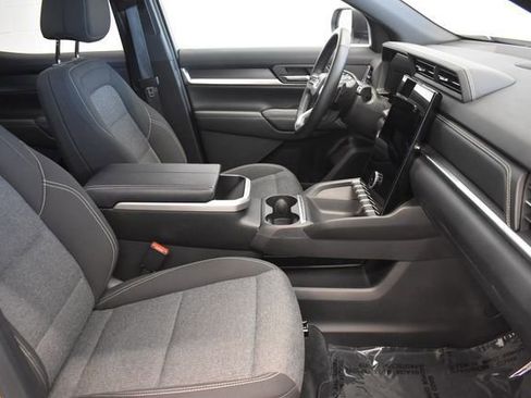 Used 2025 GMC Terrain Elevation AWD/4WD image 19