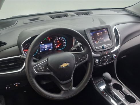 Used 2022 Chevrolet Equinox LT w/ LPO, Floor Liner Package image 15