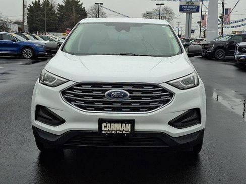 Certified 2022 Ford Edge SE image 2