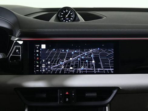 New 2025 Porsche Macan 4S Electric image 15