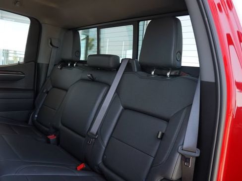 Used 2024 Chevrolet Silverado 1500 LT Trail Boss w/ Convenience Package II AWD/4WD image 30
