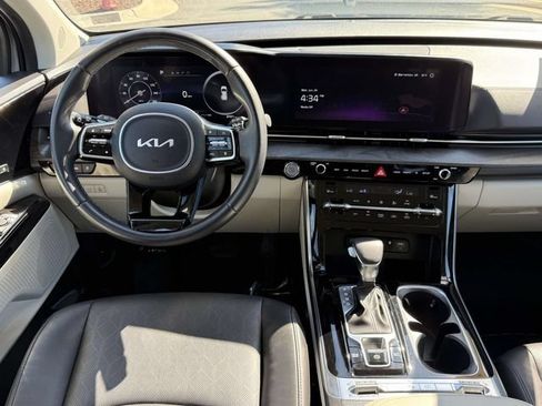 Used 2024 Kia Carnival SX FWD image 14